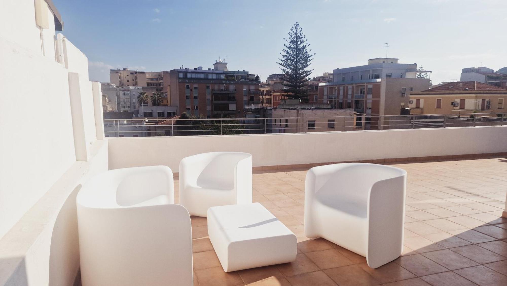 Greta House San Benedetto Apartment Cagliari Ngoại thất bức ảnh