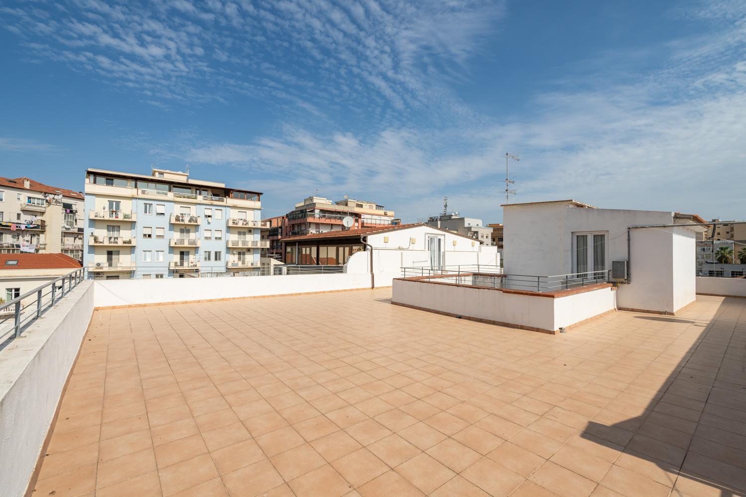 Greta House San Benedetto Apartment Cagliari Ngoại thất bức ảnh