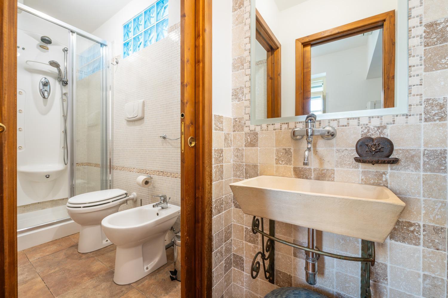 Greta House San Benedetto Apartment Cagliari Ngoại thất bức ảnh